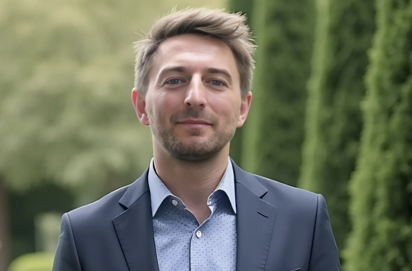 Z přírodního sněhu se stává kritická surovina.